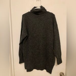 H&M Dark Charcoal Turtleneck Sweater XS